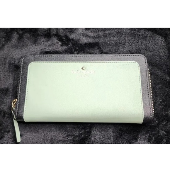 kate spade Handbags - Low start 🌻Kate Spade Zip Around Wallet nwot